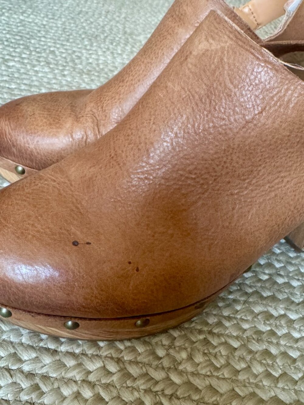 Kork-Ease Leather Clog Mules Size 11M Tan Brown Wood Heel Slingback Studded - Picture 5 of 9